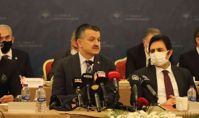 Bakan Pakdemirli: "Tarımsal kuraklıkla alakalı paket hazırladık"