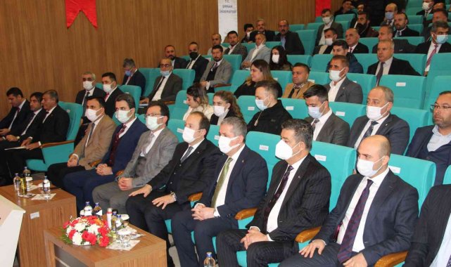 Bakan Yardımcısı Gürcan, Şırnak'ta iş dünyası temsilcileriyle buluştu