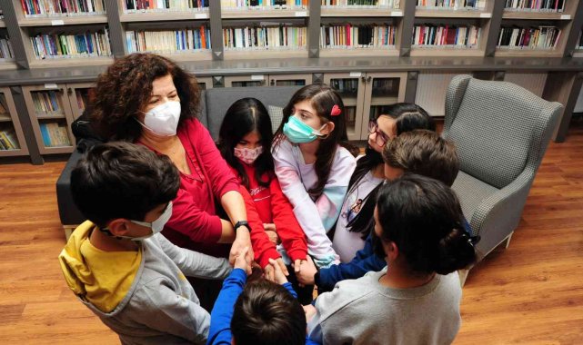 Balçova Felsefe Atölyesi ilk mezunlarını verdi