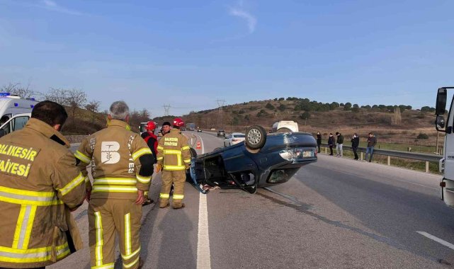 Bandırma'da trafik kazası iki kişi yaralandı