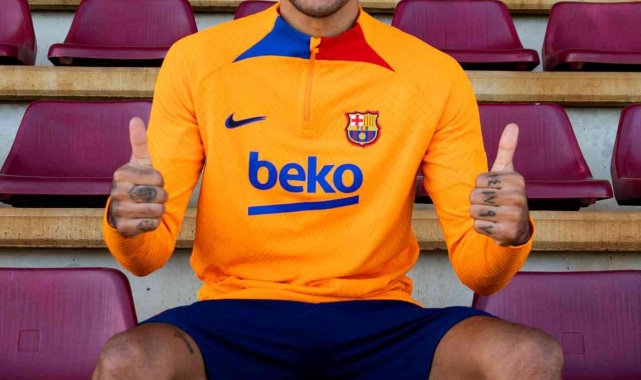 Barcelona, Aubameyang'ı kadrosuna kattı