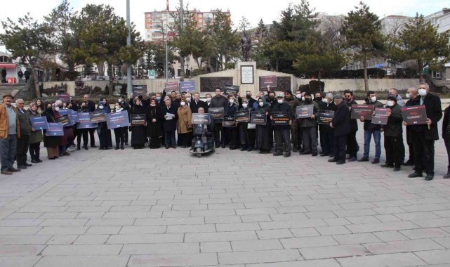 Başer, "28 Şubat demokrasiye ve özgürlüğe yapılan fiili bir darbedir"