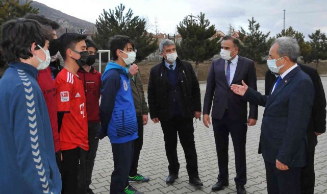 Başkan Akkaya Fen Lisesi öğrencileri ile buluştu