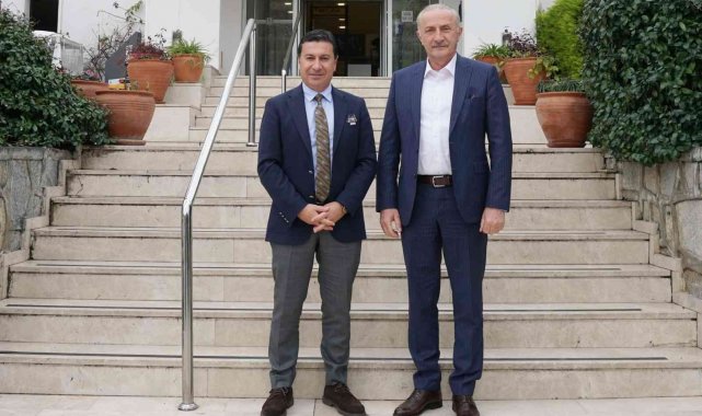 Başkan Atabay, Bodrum Belediye Başkanı Aras ile görüştü