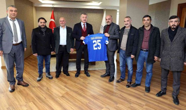 Başkan Büyükakın: "STK'lar milli birlik ve beraberliğin kilit taşıdır"