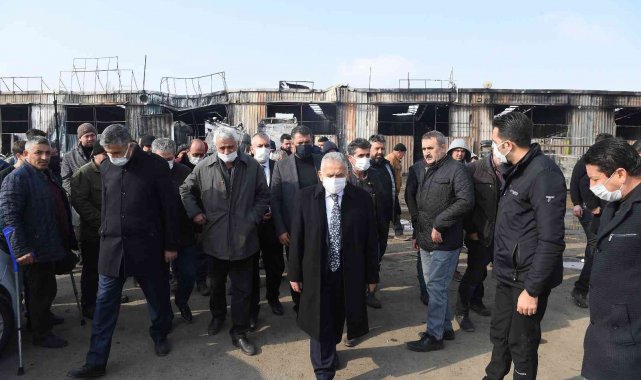 Başkan Büyükkılıç, yangından zarar gören garajı inceledi, destek sözü verdi