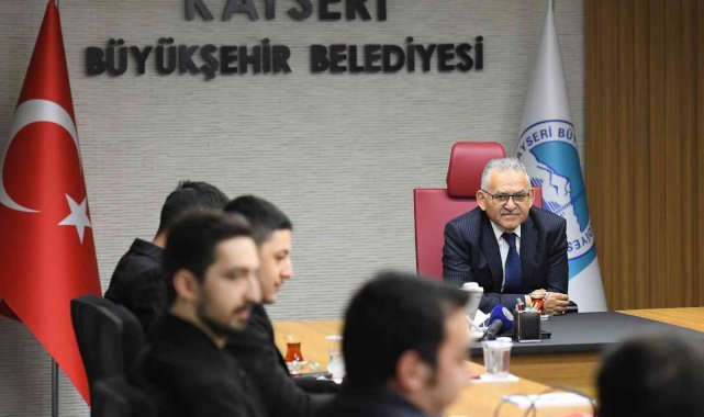 Başkan Büyükkılıç'a genç sanayicilerden teşekkür plaketi