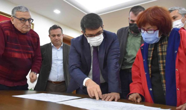 Başkan Çelik yeni projesi için HAKDEM yöneticilerinin fikrini aldı