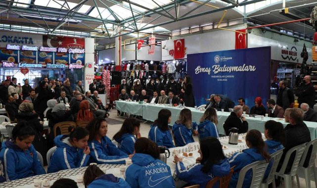 Başkan Demir: "Yabancılar Çarşısı, Millet Bahçesi statüsü kazanarak artık resmi hale geldi"
