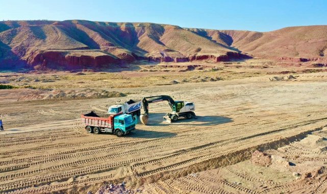 Başkan Dinçer: "Topraksız tarım ile düşük maliyetli yüksek verim sağlayacağız"