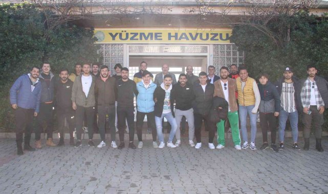 Başkan Ertürk, Kuyucaksporlu oyuncular ile bir araya geldi