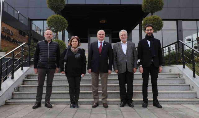 Başkan Faruk Özlü, eski milletvekillerini ağırladı