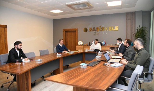 Başkan Özlü: "İlçemize prestijli caddeler kazandıracağız"