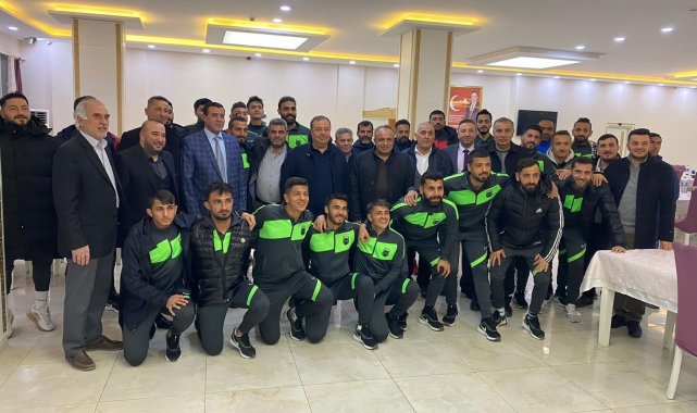 Başkan Ramazan, Kilis Belediyesporlu futbolcu ve yönetimle bir araya geldi
