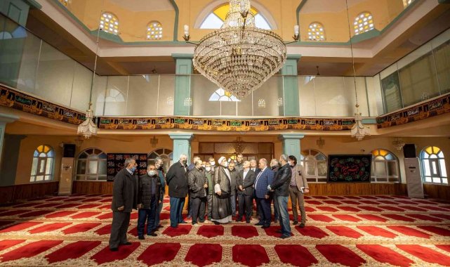 Başkan Soyer Yeşilova Ehl-i Beyt Camii'ni ziyaret etti