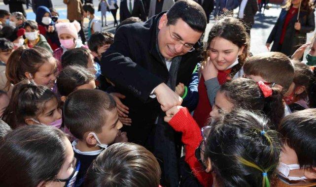 Başkan Tütüncü: &quot;Bir kütüphane onlarca hayat demektir&quot;