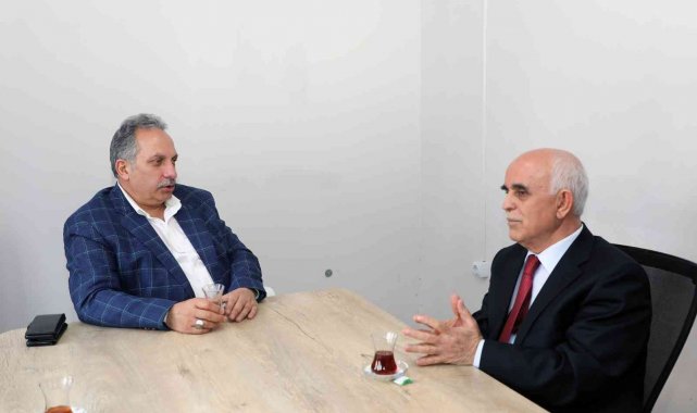 Başkan Yalçın, Talas'ı örnek gösteren vatandaşla buluştu