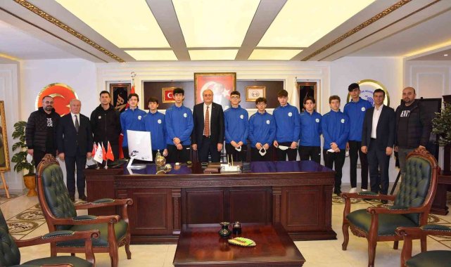 Basketbol takımı yola çıktı