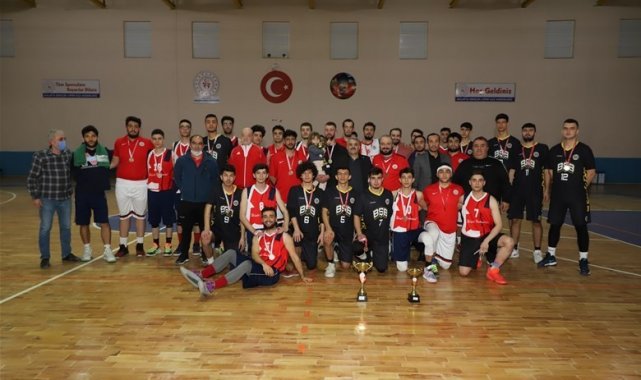 Basketbol'da kupalar sahibini buldu