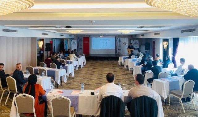 Belediye personellerine ISO 9001 kalite belgesi eğitimi verildi