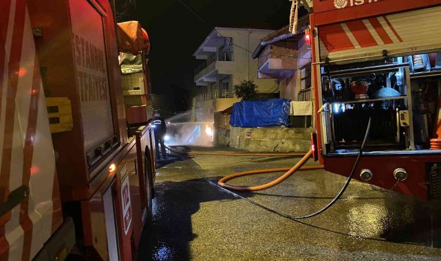 Beykoz'da panodan sızan doğalgaz alev aldı