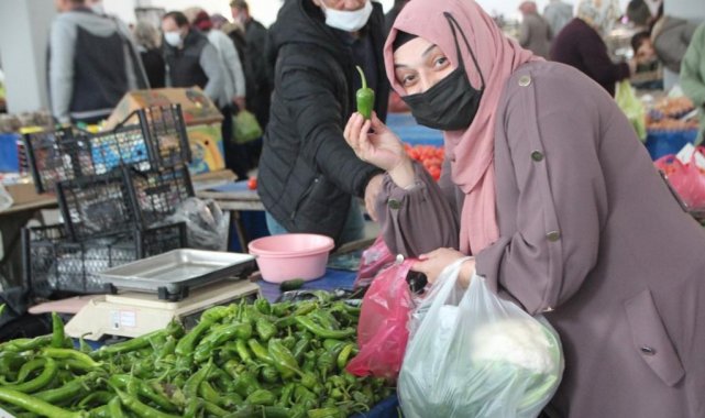 Bilecik Pazarcılar Derneği Başkanı Bahattin Çalık: "Havalar ısındıkça fiyatlar daha da düşecektir"