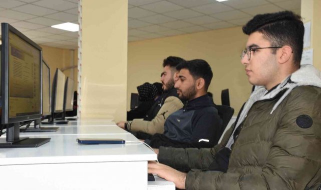 Bilgievi ve akademi lise öğrencileri sömestir tatilini eğlenerek öğrenerek geçiriyor