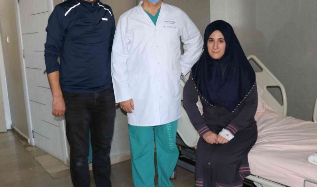 Bir hastada bulunan üç glomus tümörü tek seansla çıkarıldı