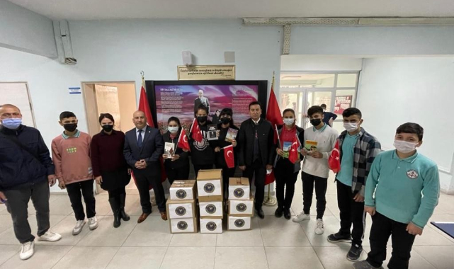 “Bir Kitap Bir Çocuk”