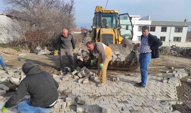 Börezli Mahallesi'nde yol çalışmaları devam ediyor