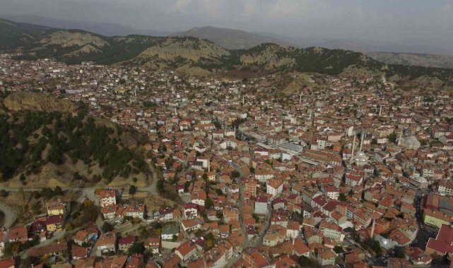 Bu mahallede kadın-erkek sayısı eşit