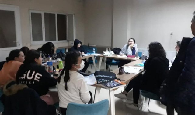 Buharkentli gençler, kütüphaneden çıkmıyor