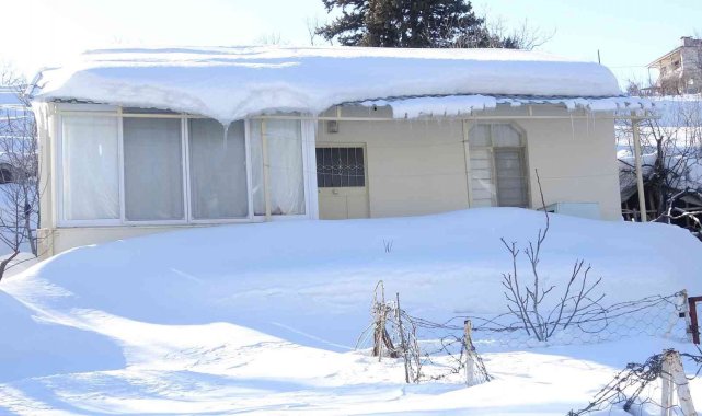 Burası Mersin... 40 yıl sonra evler neredeyse kara gömüldü