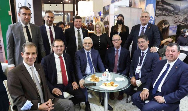 Burhaniye EMİTT'te fark attı