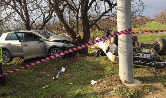 Burhaniye'de yağmurla gelen kaza: 1 ölü, 4 yaralı