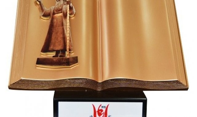 BUÜ'lü akademisyene 'Türk Dünyasına Üstün Hizmet Ödülü'