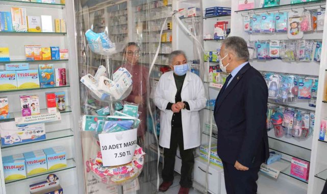 Büyükkılıç'tan aile sağlığı merkezine ve eczanelere ziyaret