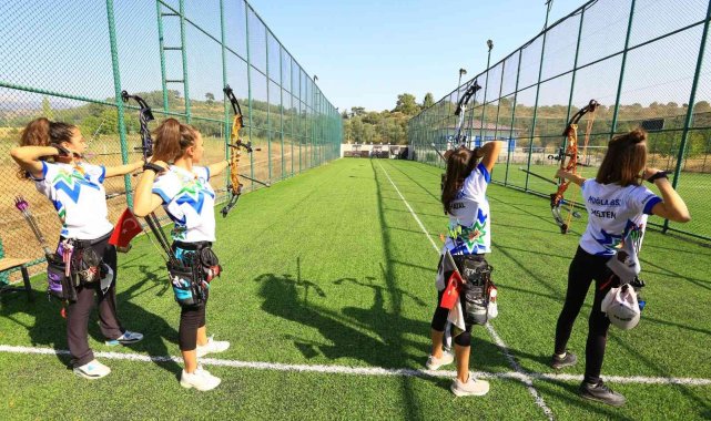 Büyükşehir'den amatör spor kulüplerine destek