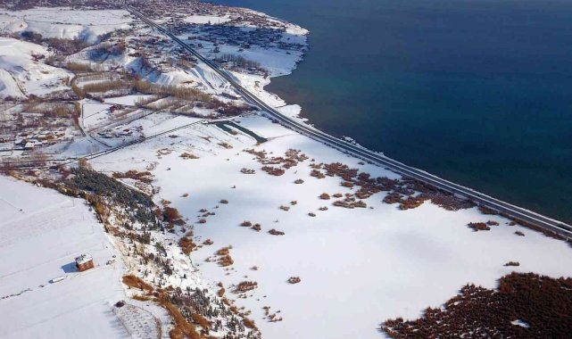 Buz tutan kuş cenneti havadan görüntülendi