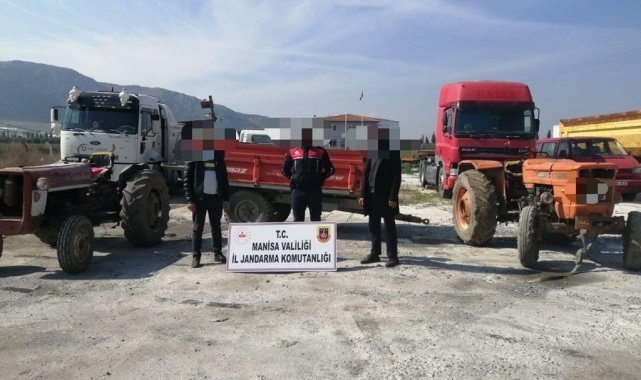 Çalınan traktörler jandarma ekipleri tarafından bulundu