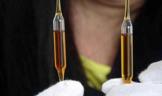 Çanakkale Savaşları'nda Mehmetçiğin kullandığı 112 yıllık tıbbi serum ampulleri bulundu