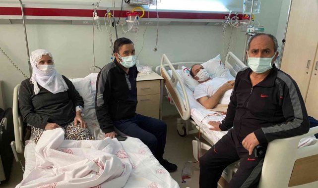 Çapraz nakille 4 kişiye aynı anda böbrek nakli yapıldı, organ ailesi oldular