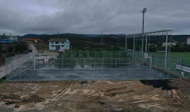 Çerkeşli&#039;ye modern basketbol sahası