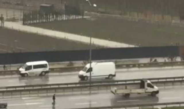 Çevre yolunda orta şeritte yürüdü, tehlike saçtı