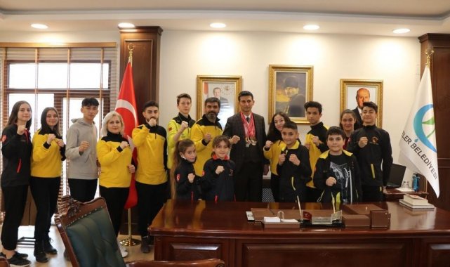 Çifteler Belediyesi Spor Kulübü madalyalara doymuyor