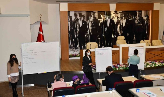 Çiğli Belediyesi sivil toplum iş birliği zirvesine ev sahipliği yaptı