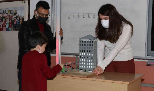Çocuklar, enerji verimliliği ve tasarrufu eğlenerek öğreniyor