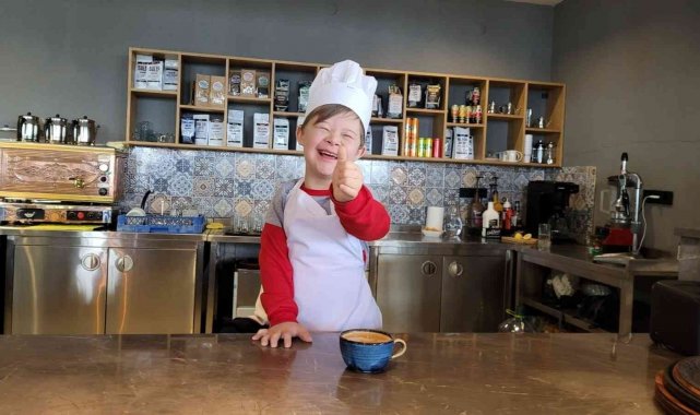 Çocuklar mutfakta maharetlerini sergiledi