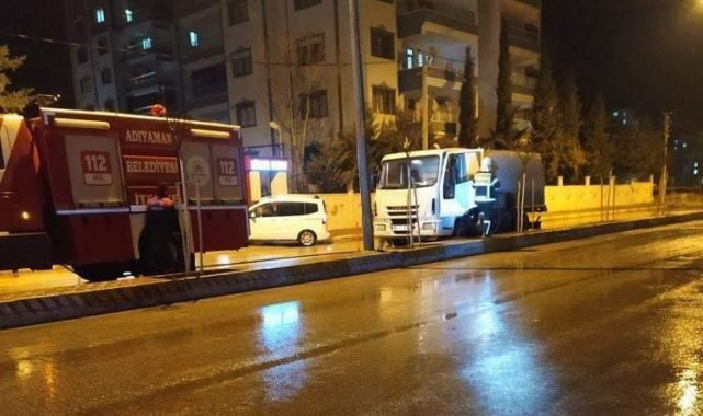 Çöp kamyonundan yükselen dumanlar korkuttu