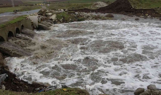Çorlu Deresi'nin debisi yükseldi